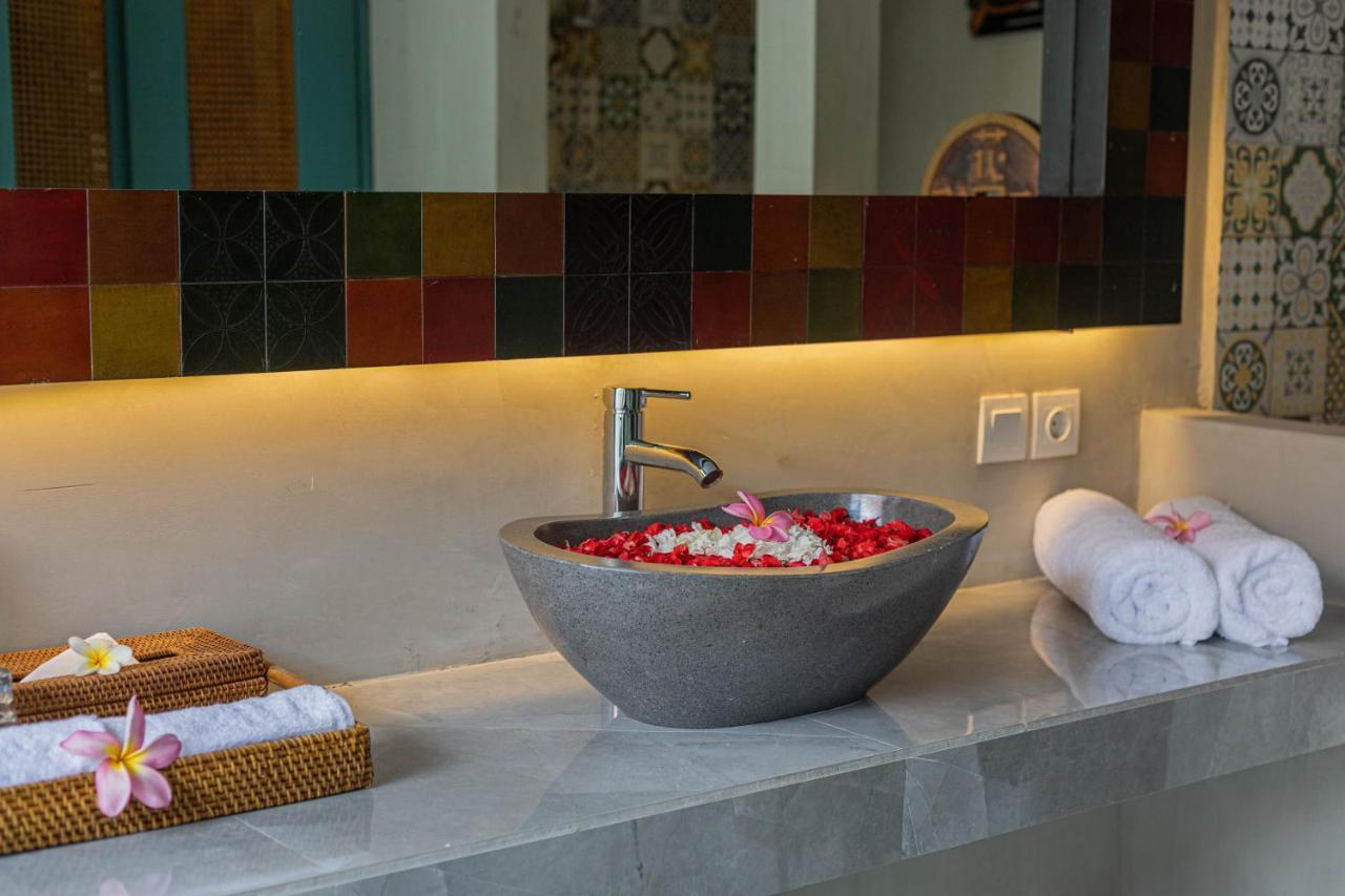 The Reward Villas Kerobokan Seminyak  Exterior photo
